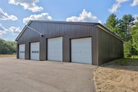 2660 Western Avenue, Newburgh, ME 04444