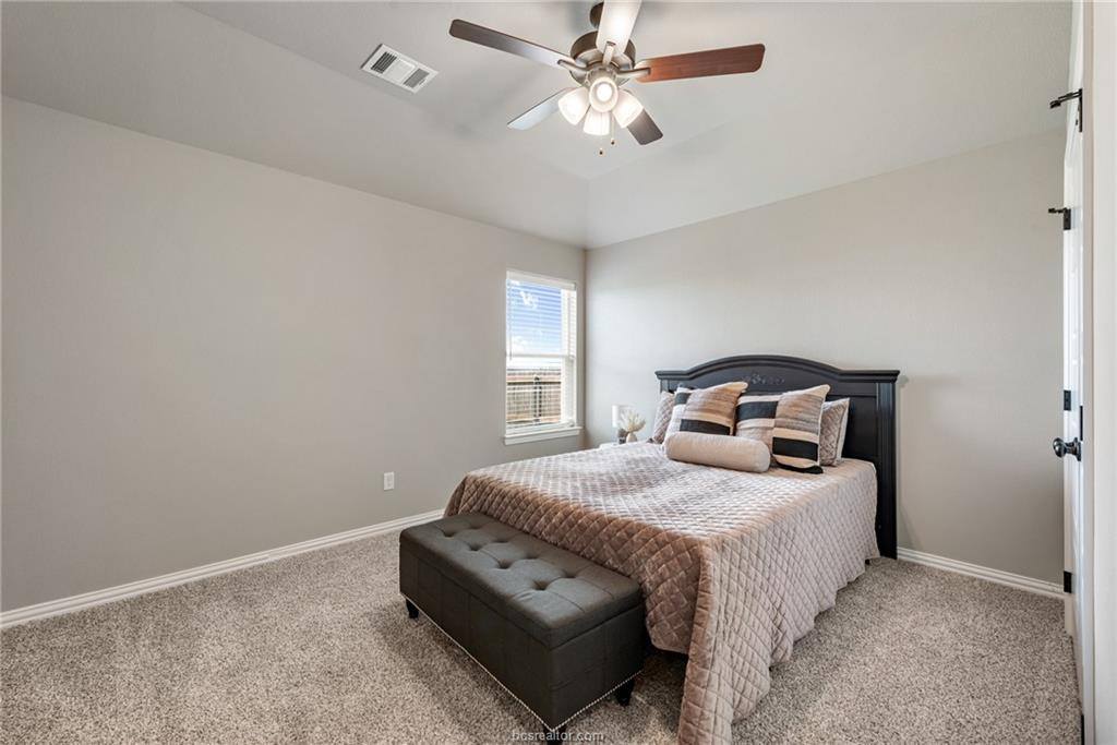6110 Pocono St, College Station, TX 77845
