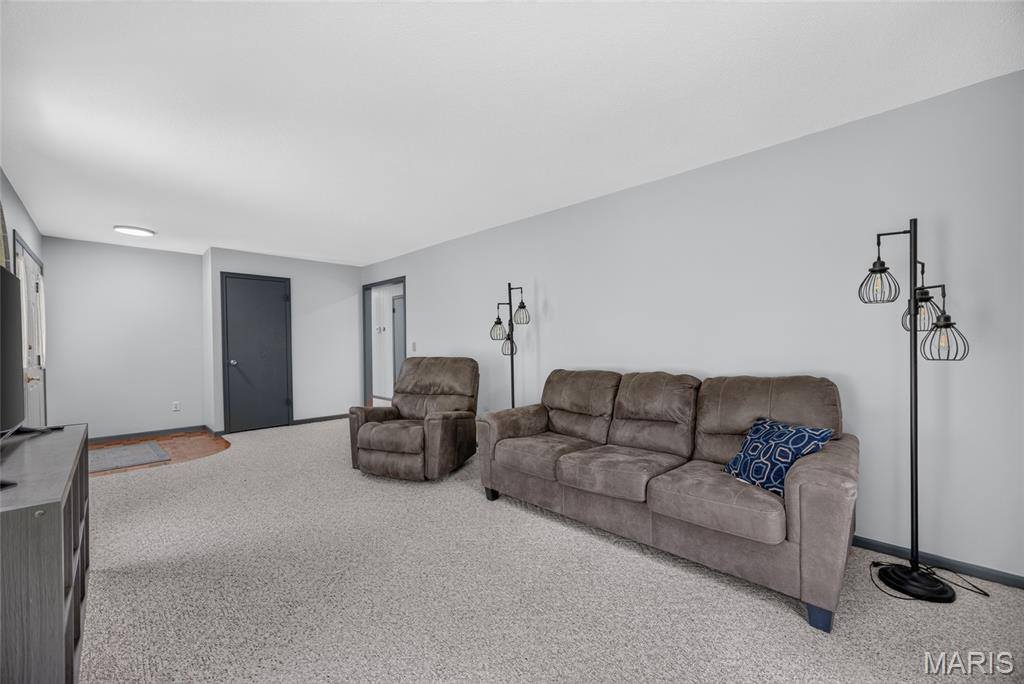 19540 Highway 28, Dixon, MO 65459