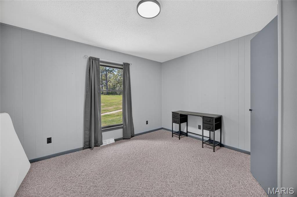 19540 Highway 28, Dixon, MO 65459