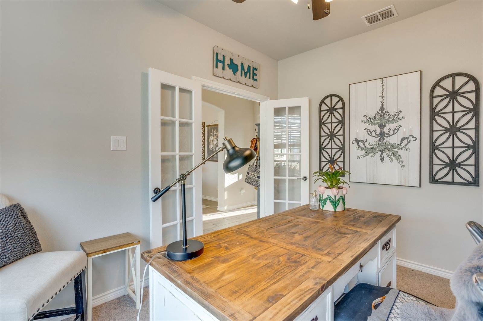 117 Mockingbird Hill Drive, Joshua, TX 76058