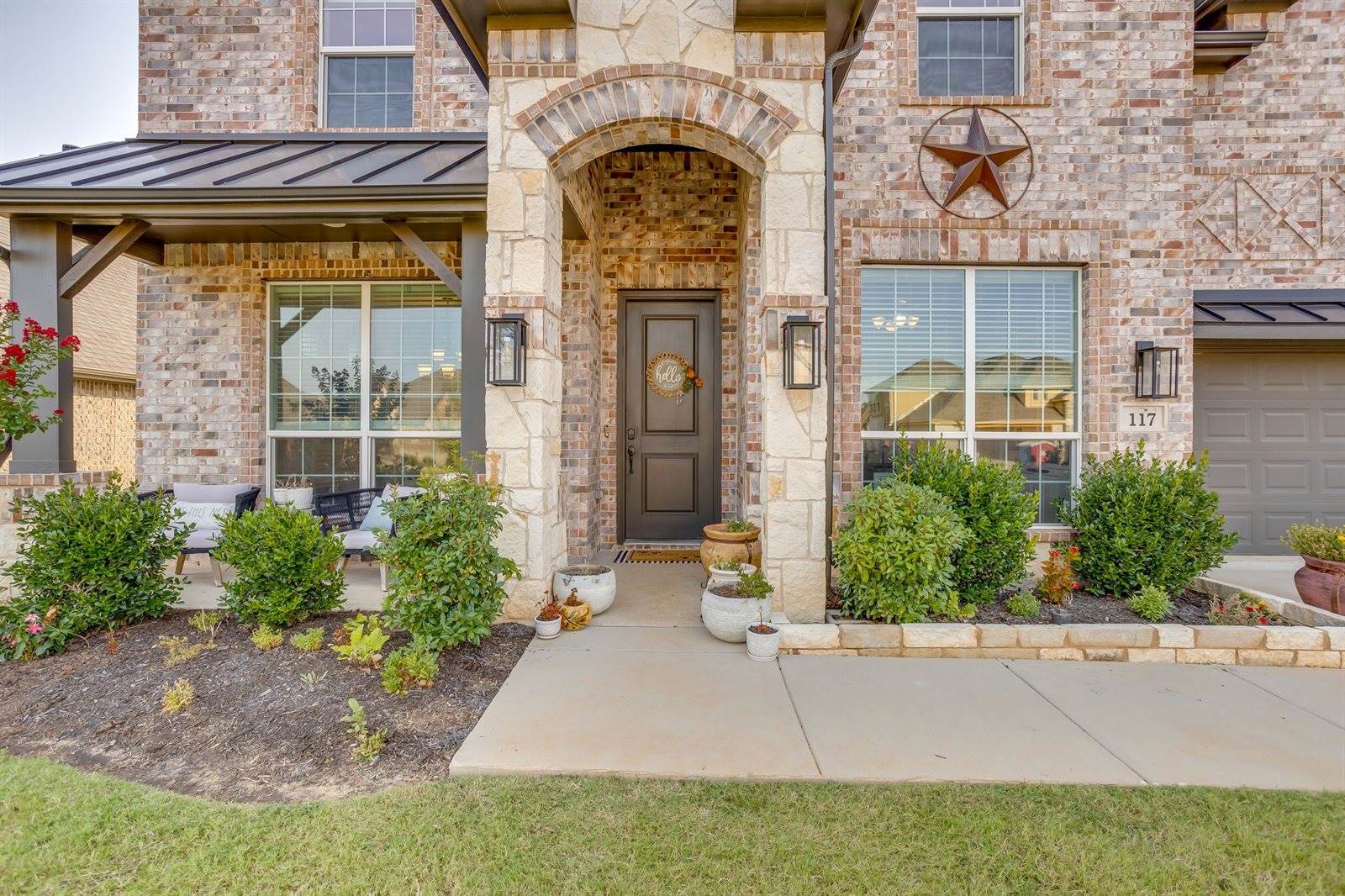 117 Mockingbird Hill Drive, Joshua, TX 76058