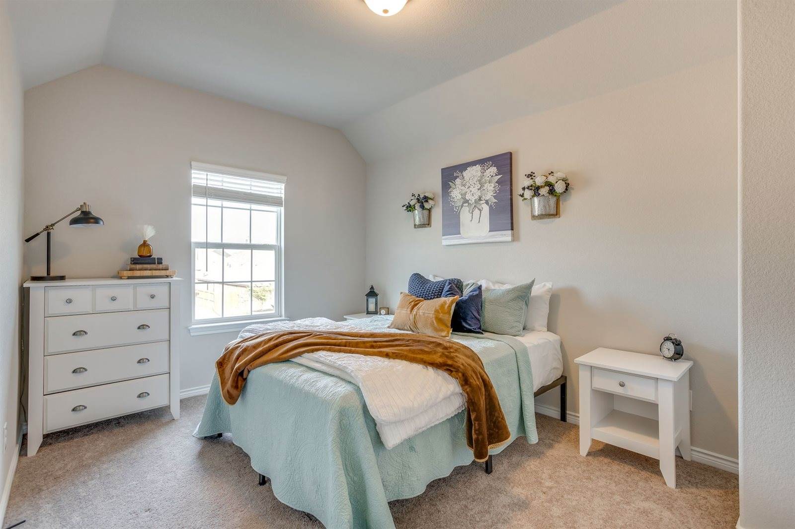 117 Mockingbird Hill Drive, Joshua, TX 76058