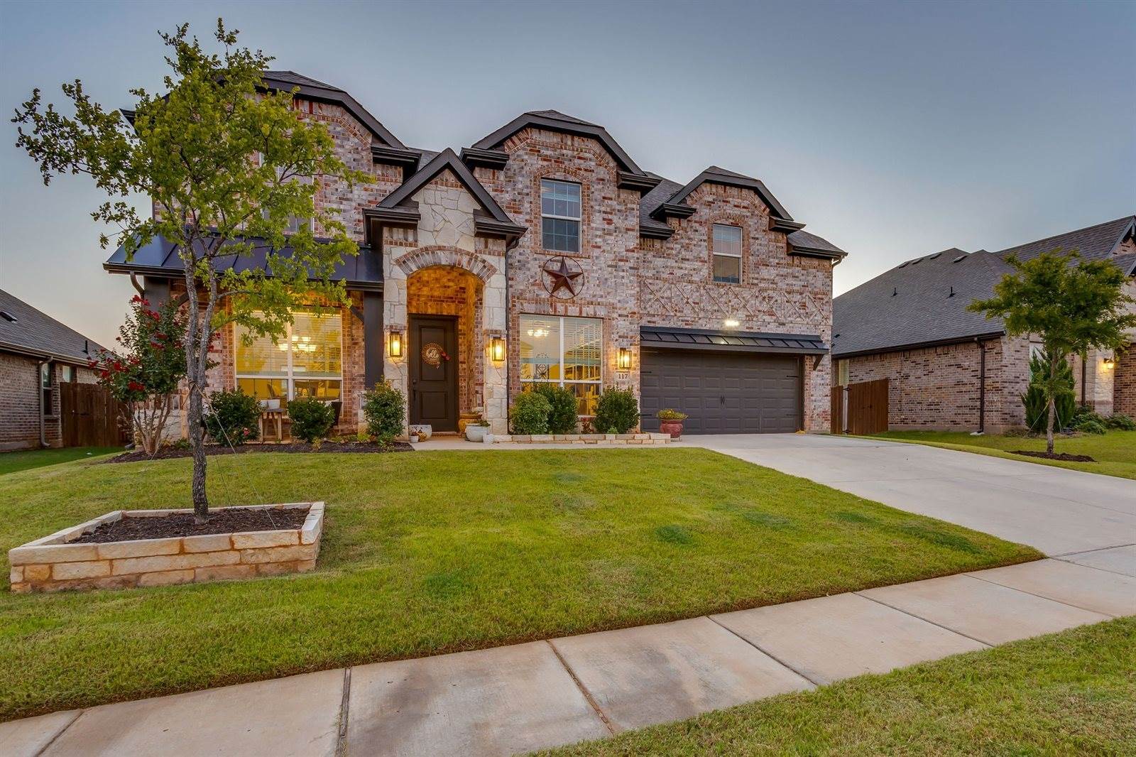 117 Mockingbird Hill Drive, Joshua, TX 76058