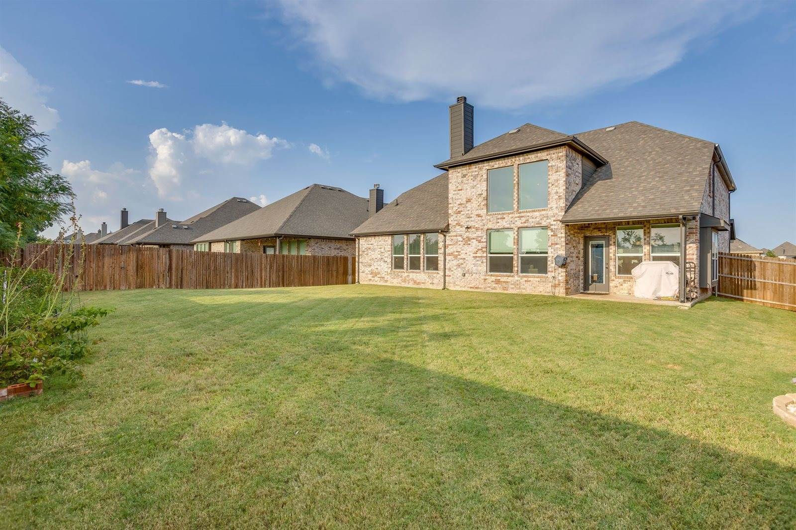117 Mockingbird Hill Drive, Joshua, TX 76058