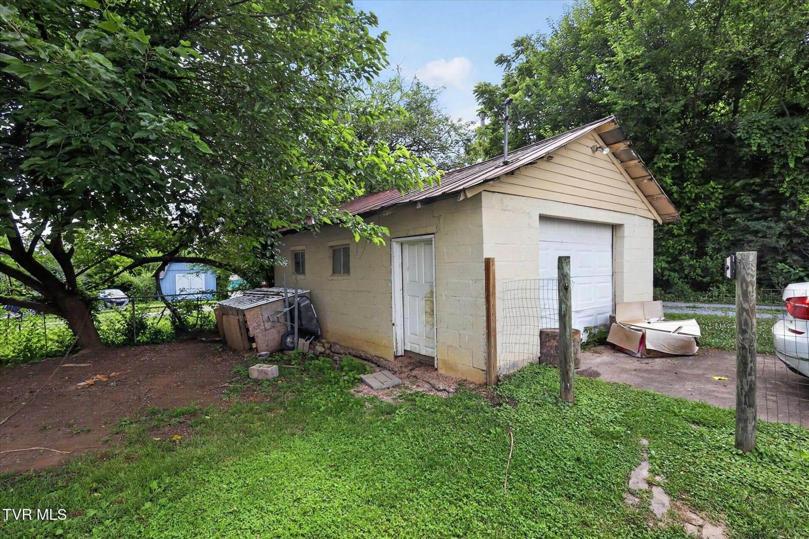 1307 East Millard Street, Johnson City, TN 37601