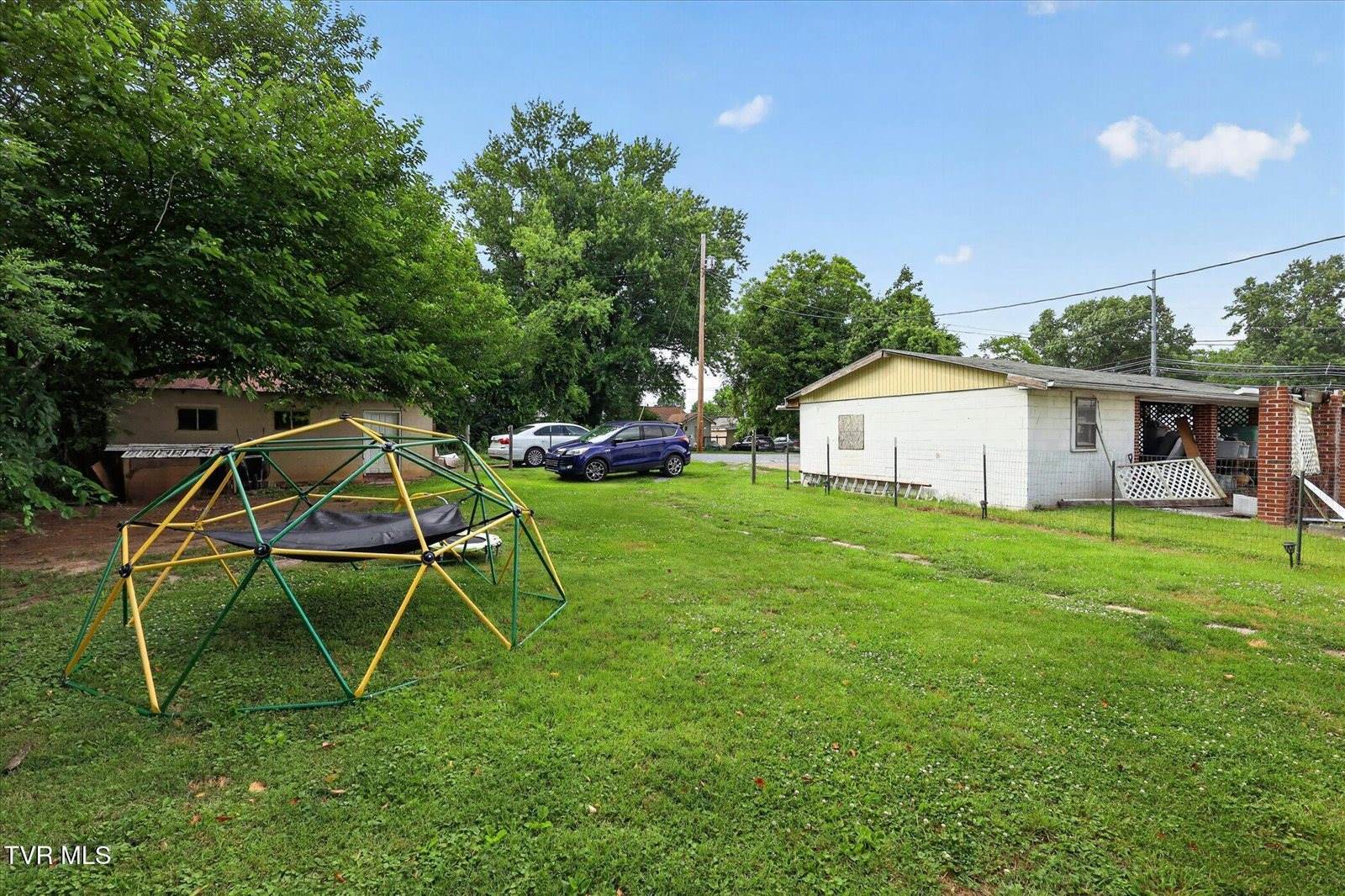 1307 East Millard Street, Johnson City, TN 37601
