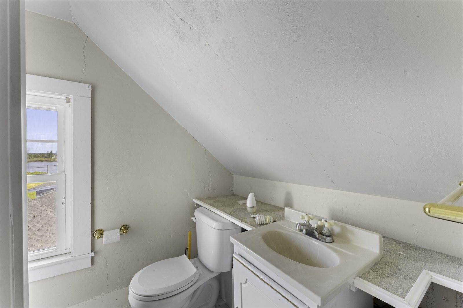 281 Main Street, Jonesport, ME 04649