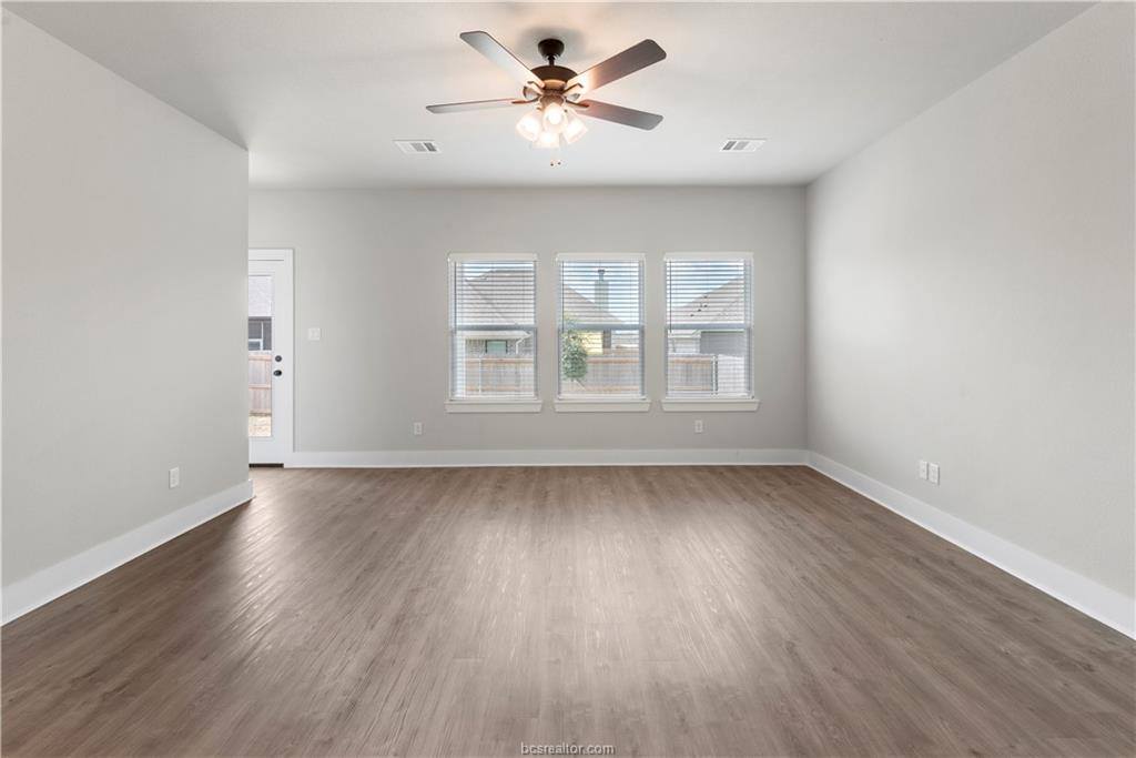 1226 Patriot Drive, College Station, TX 77845