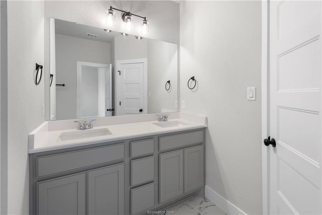 1226 Patriot Drive, College Station, TX 77845