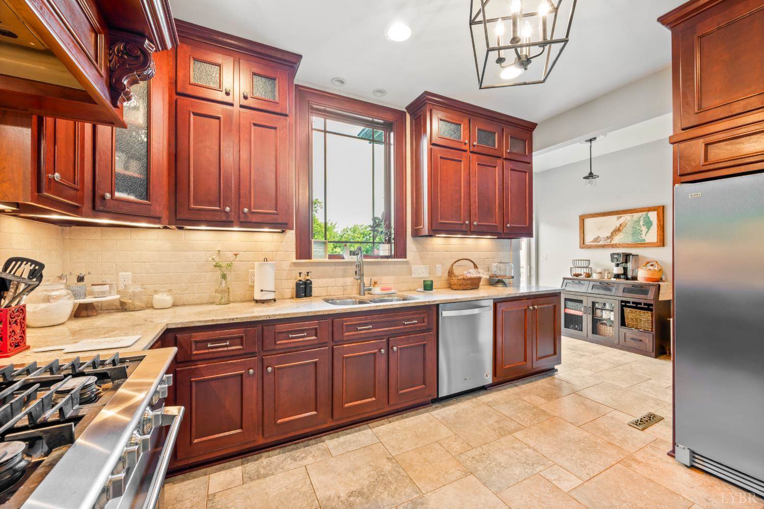 9 Riverview Place, Lynchburg, VA 24503
