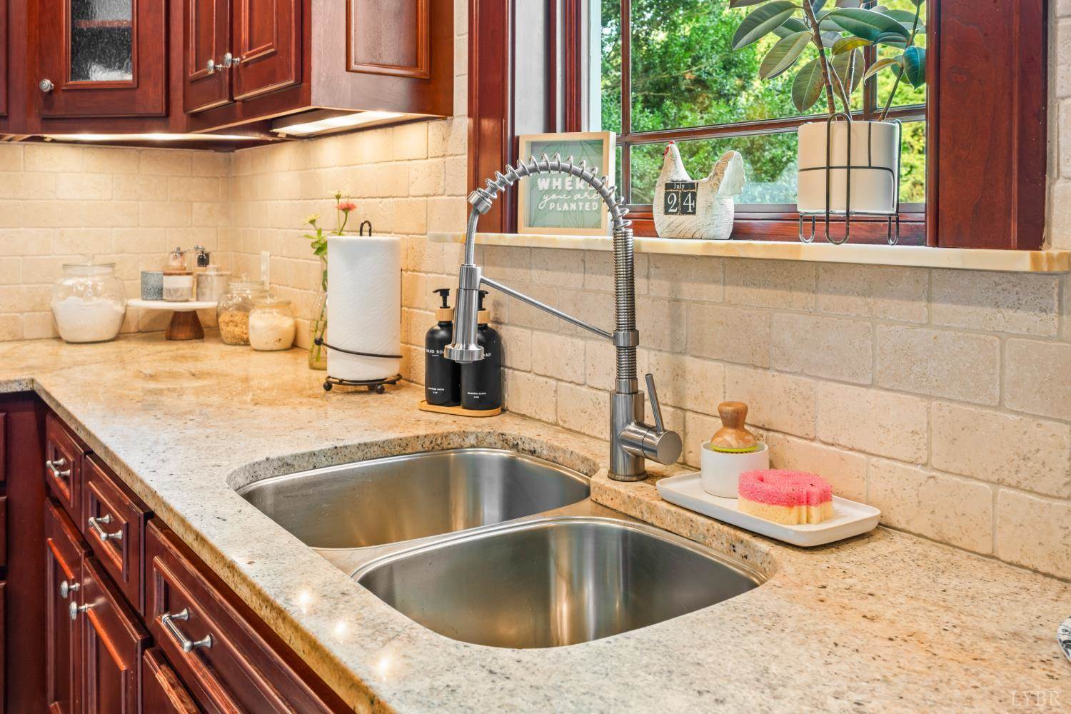 9 Riverview Place, Lynchburg, VA 24503