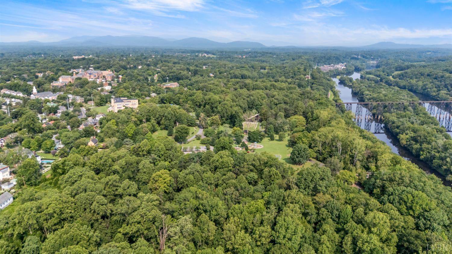 9 Riverview Place, Lynchburg, VA 24503