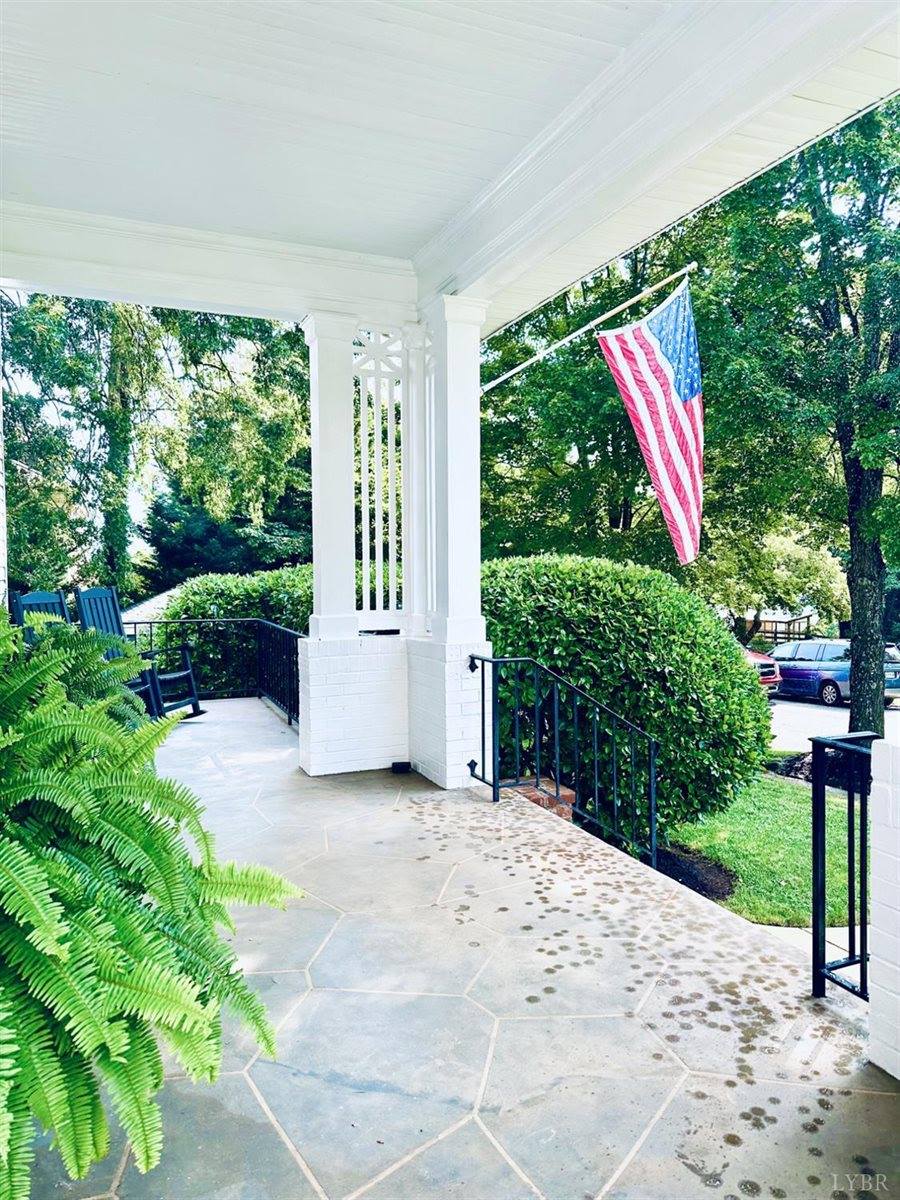 9 Riverview Place, Lynchburg, VA 24503