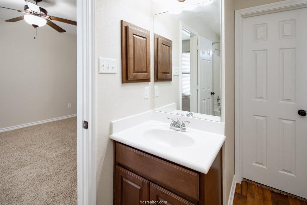 914 Dove Landing Avenue, College Station, TX 77845