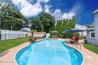 13 Providence Lane, Howell, NJ 07731