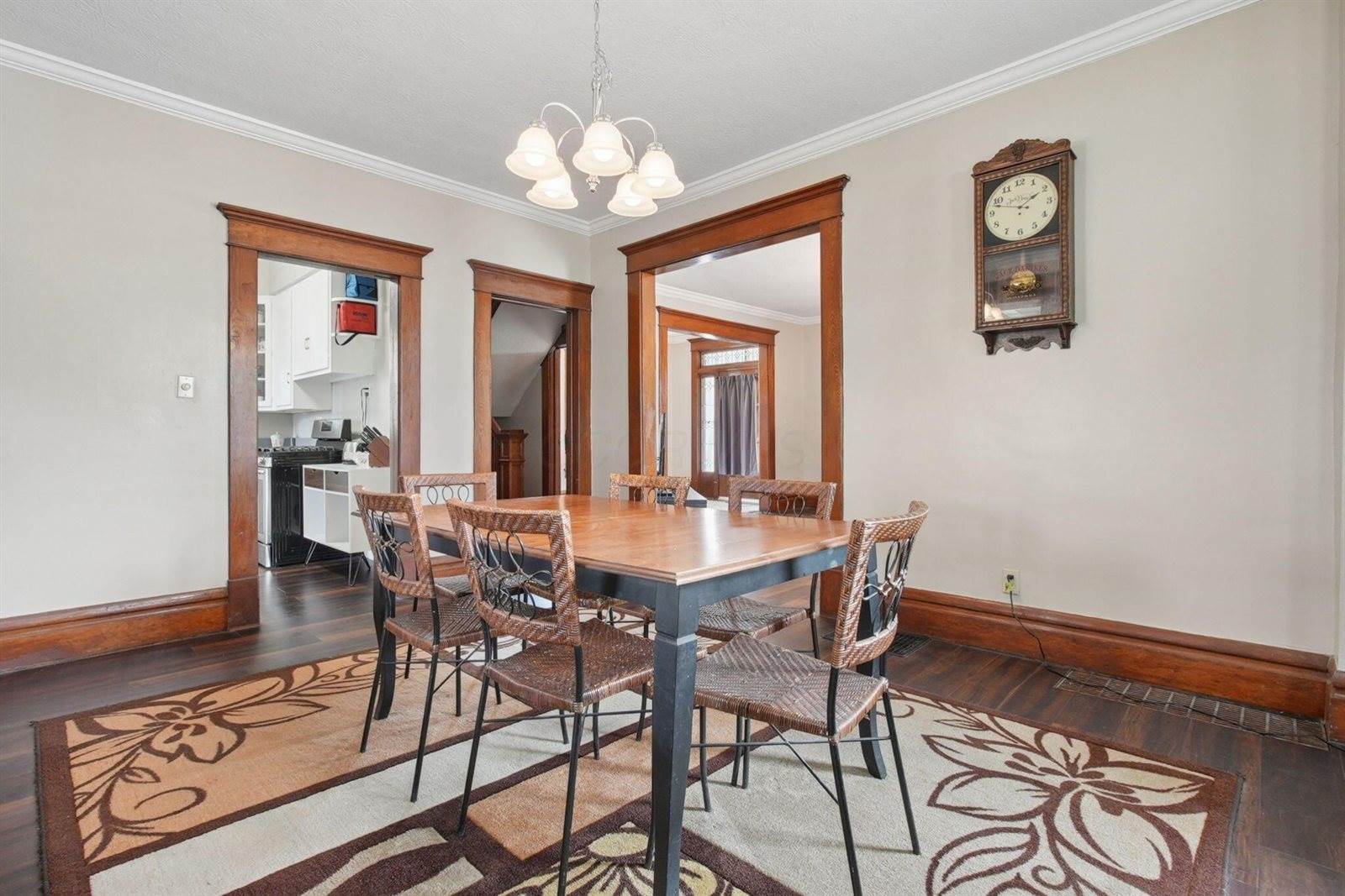 107 South Warren Avenue, Columbus, OH 43204