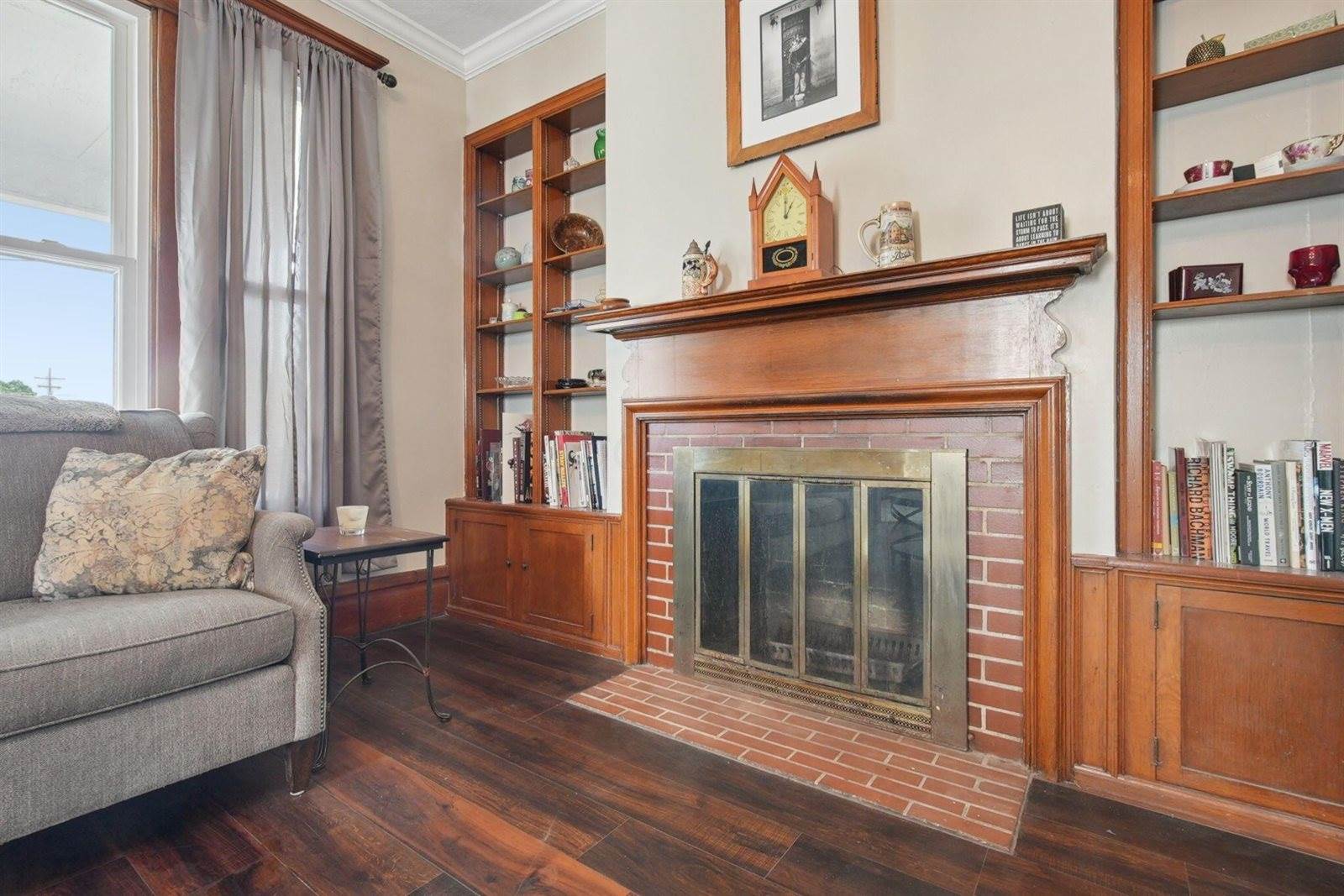 107 South Warren Avenue, Columbus, OH 43204