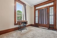 107 South Warren Avenue, Columbus, OH 43204