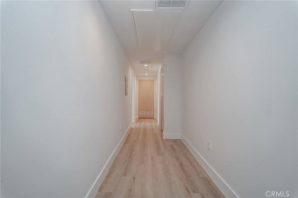 2828 London Street, Los Angeles, CA 90026