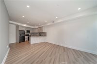 2828 London Street, Los Angeles, CA 90026