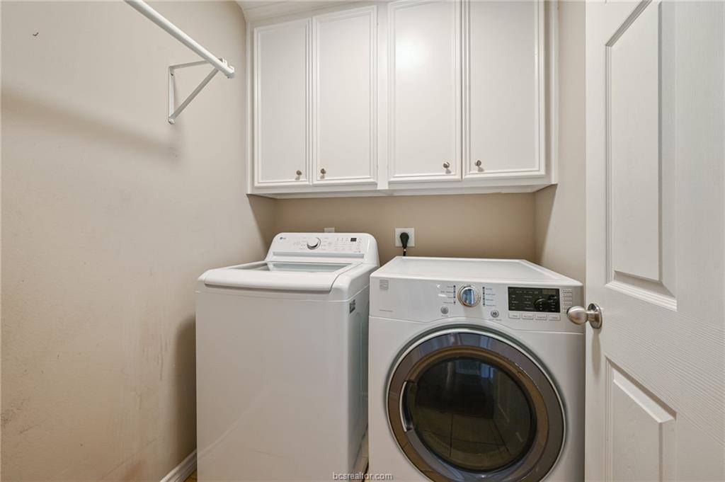 4406 Colony Chase Drive, Bryan, TX 77808