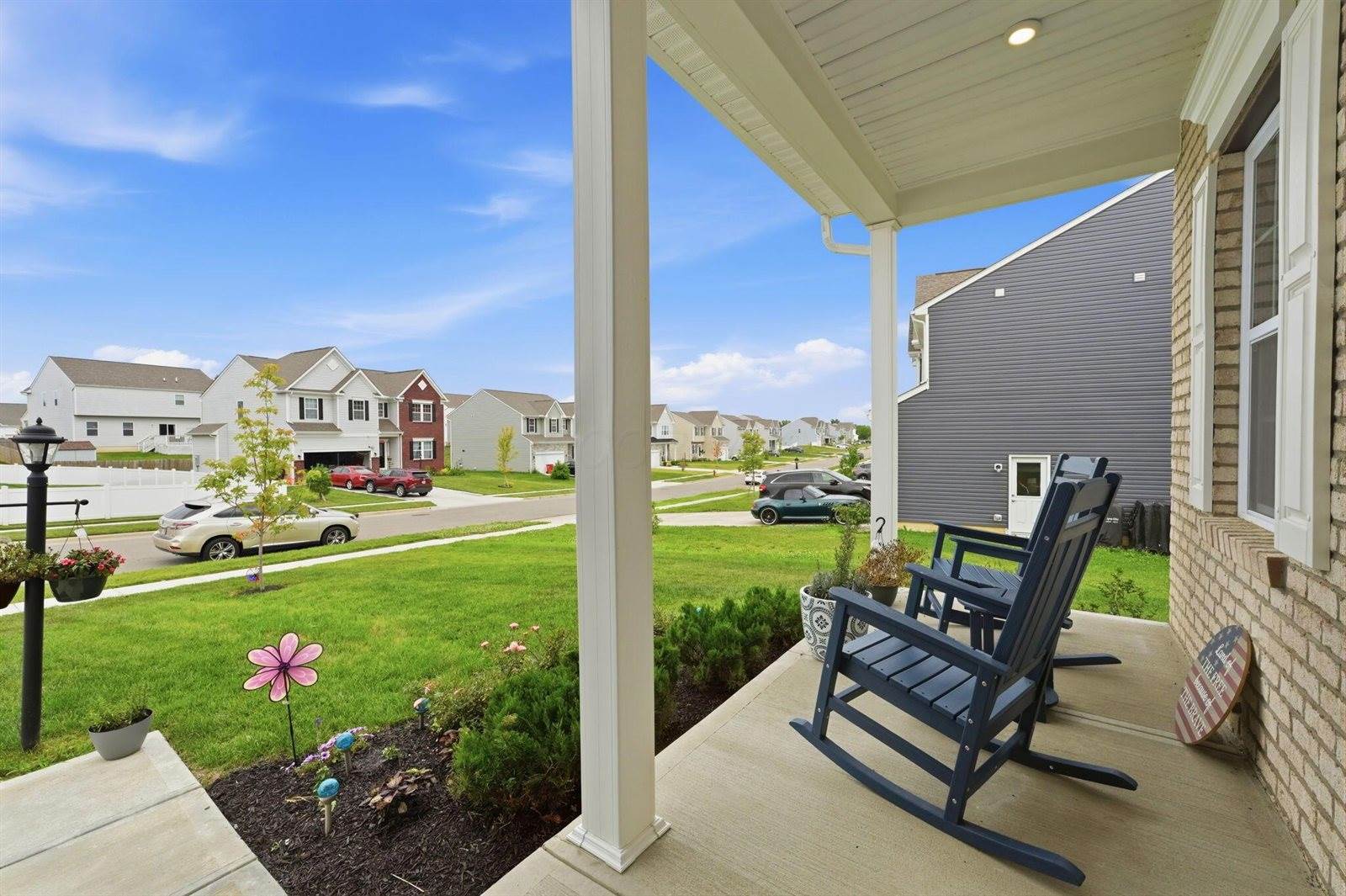 1165 Cunningham Avenue, Pataskala, OH 43062
