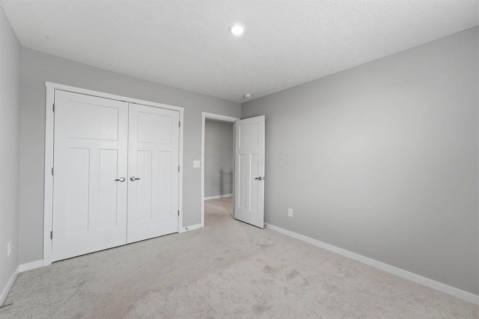 1165 Cunningham Avenue, Pataskala, OH 43062