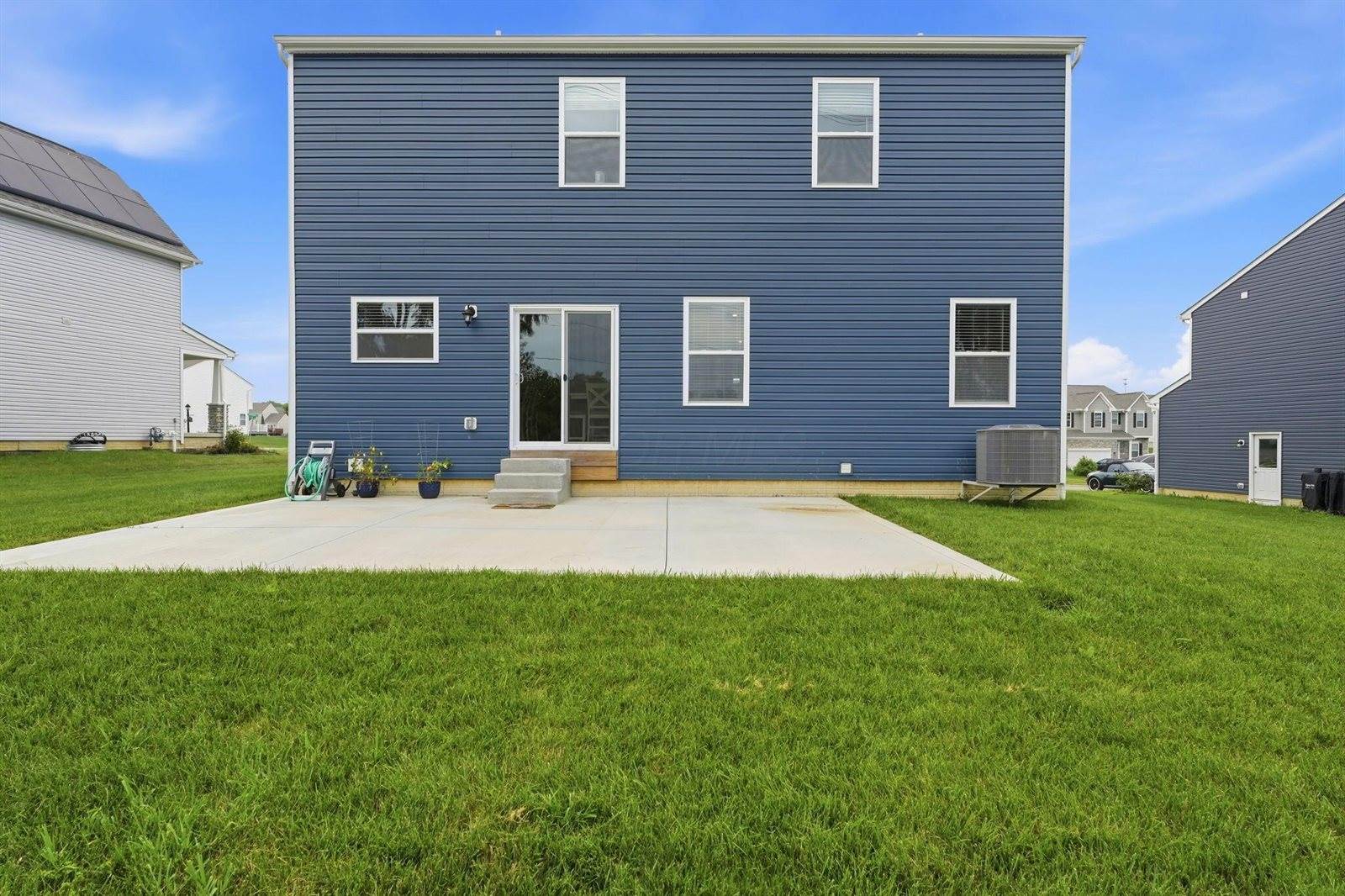 1165 Cunningham Avenue, Pataskala, OH 43062