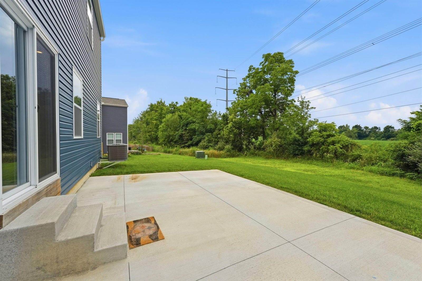 1165 Cunningham Avenue, Pataskala, OH 43062