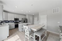 1165 Cunningham Avenue, Pataskala, OH 43062
