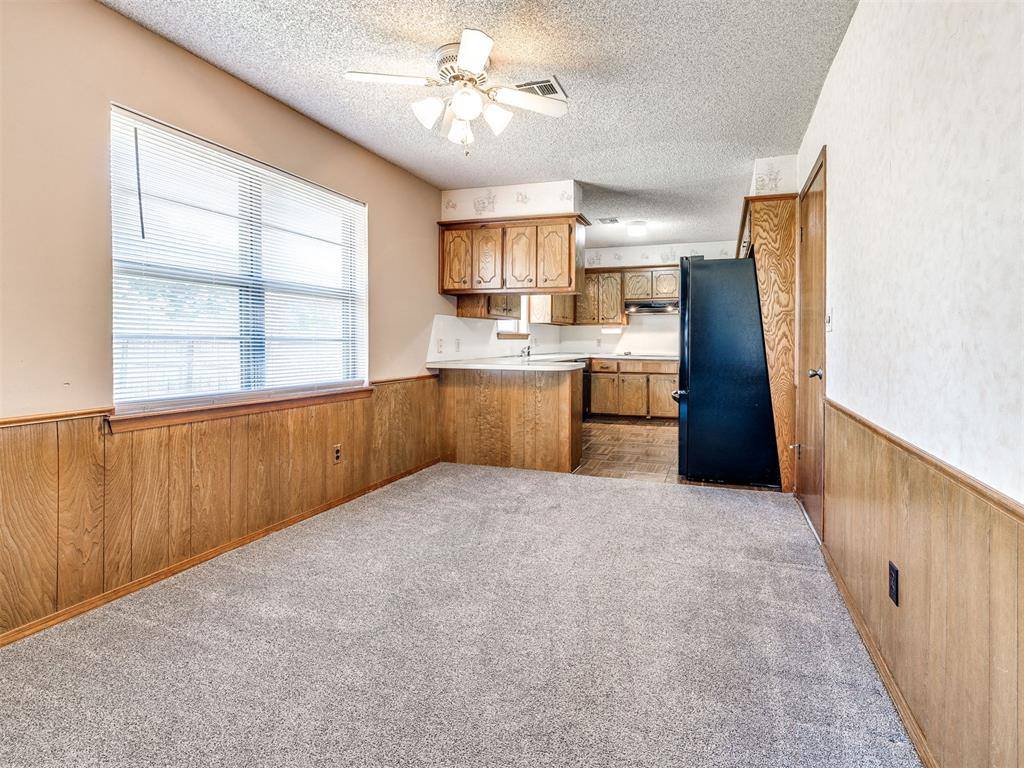 1914 East Chandler Drive, Shawnee, OK 74801