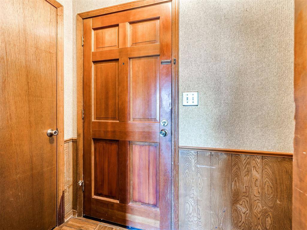 1914 East Chandler Drive, Shawnee, OK 74801