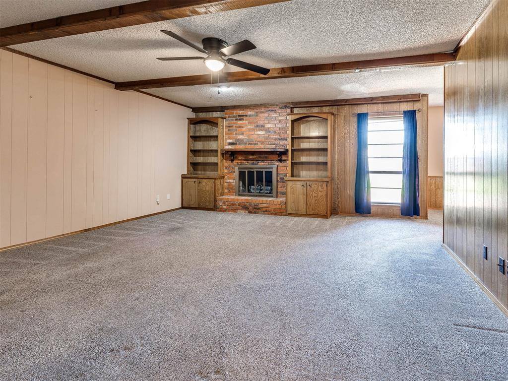 1914 East Chandler Drive, Shawnee, OK 74801