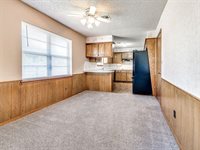1914 East Chandler Drive, Shawnee, OK 74801