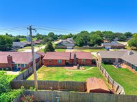 1914 East Chandler Drive, Shawnee, OK 74801