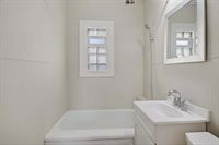 3529 North 11th St, Milwaukee, WI 53206