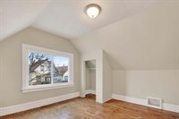 3529 North 11th St, Milwaukee, WI 53206