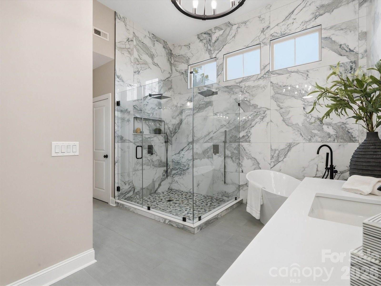 1004 Viscount Drive, Matthews, NC 28104