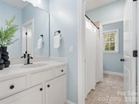1004 Viscount Drive, Matthews, NC 28104