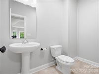 1004 Viscount Drive, Matthews, NC 28104