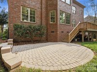 1004 Viscount Drive, Matthews, NC 28104