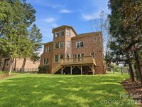 1004 Viscount Drive, Matthews, NC 28104