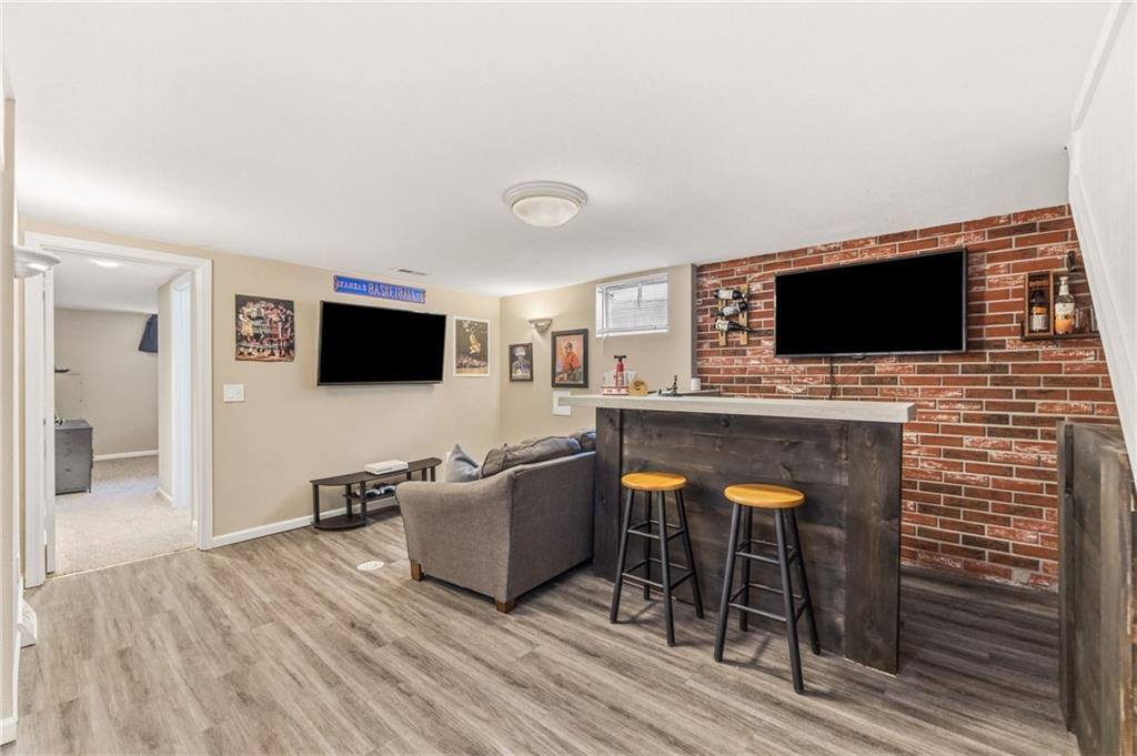 7321 Robinson Street, Overland Park, KS 66204