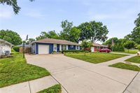 7321 Robinson Street, Overland Park, KS 66204