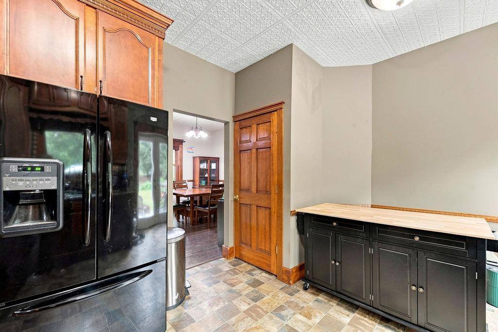 401 River Bluff Avenue, Sandstone, MN 55072