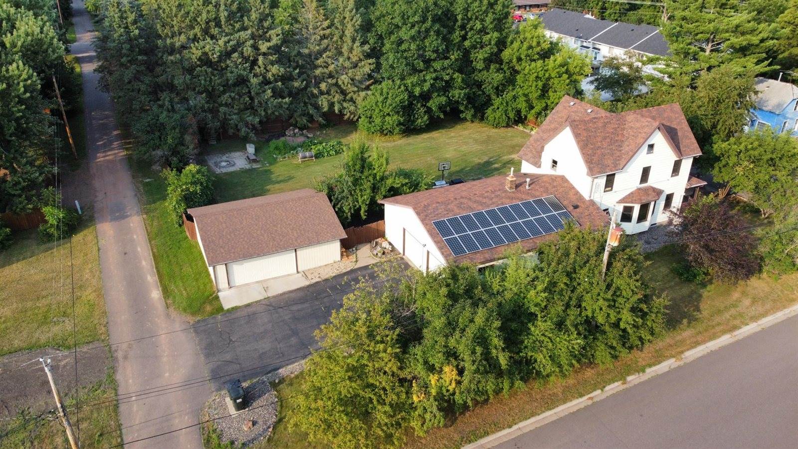 401 River Bluff Avenue, Sandstone, MN 55072