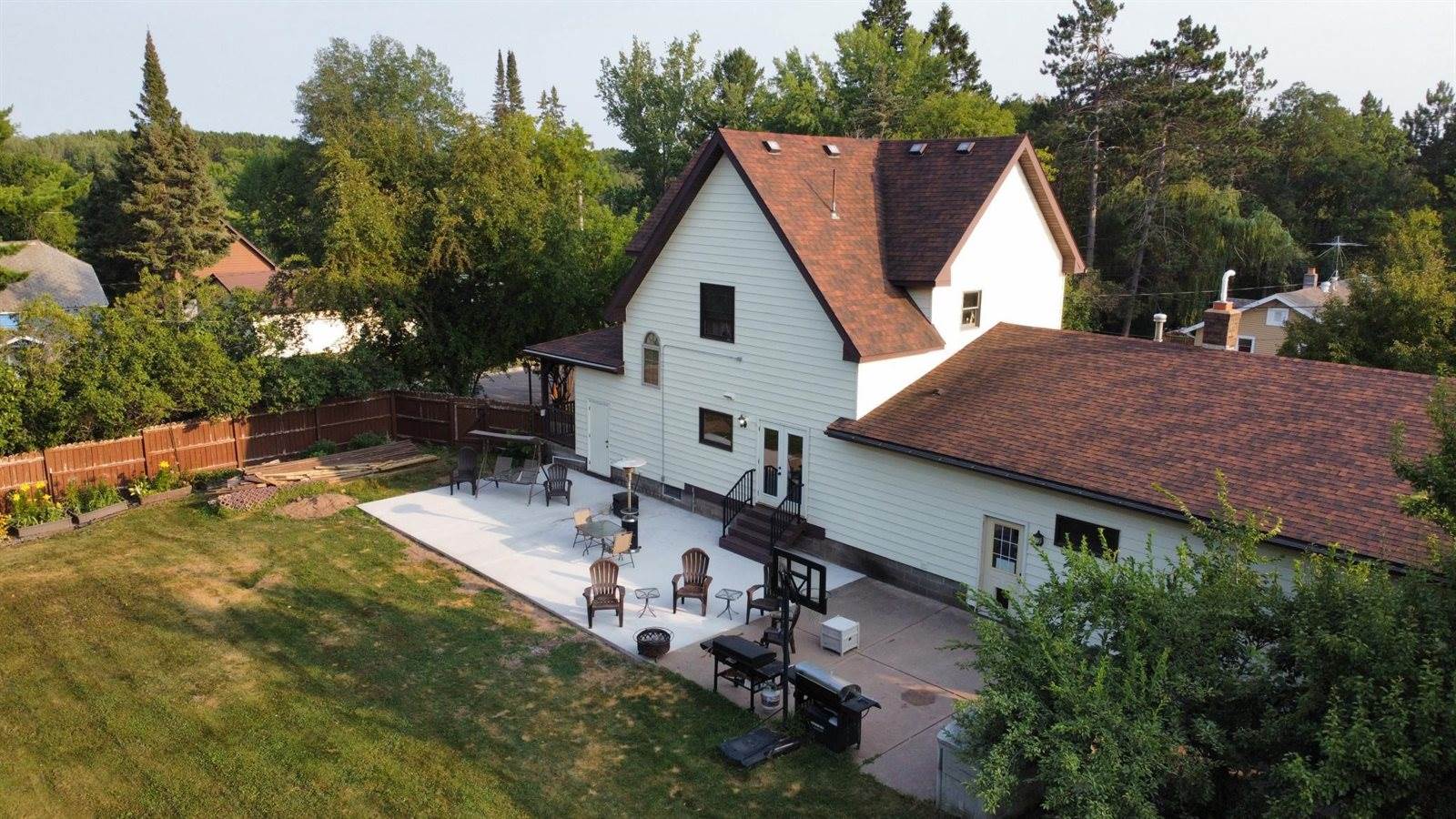 401 River Bluff Avenue, Sandstone, MN 55072