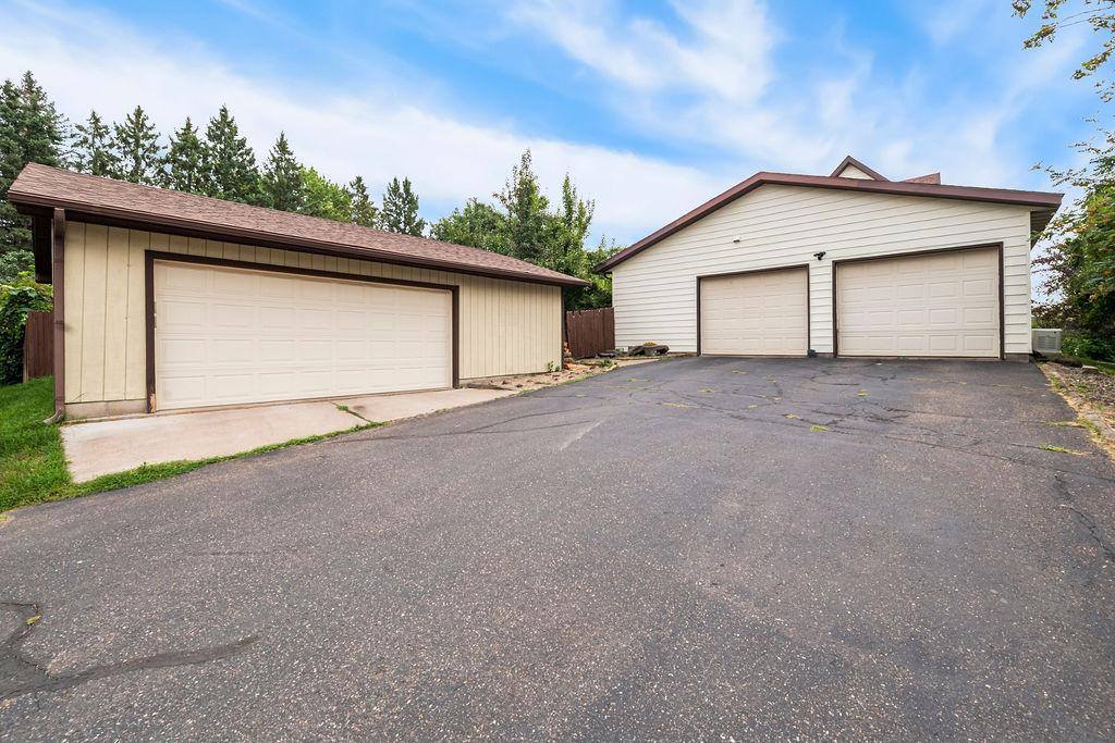 401 River Bluff Avenue, Sandstone, MN 55072