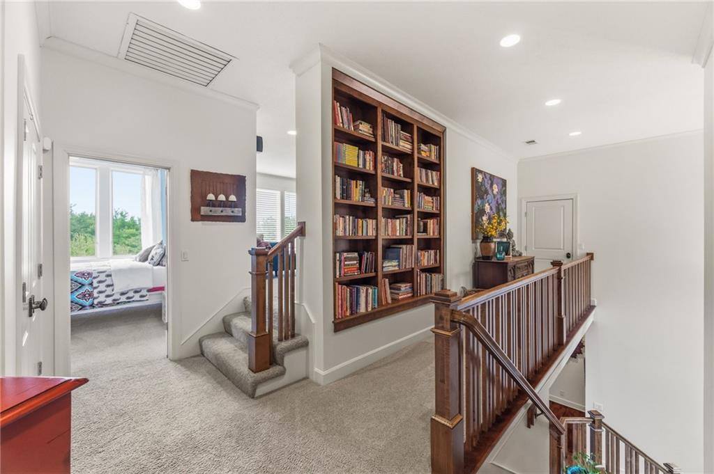 7435 Deer Ridge Drive, Shawnee, KS 66227